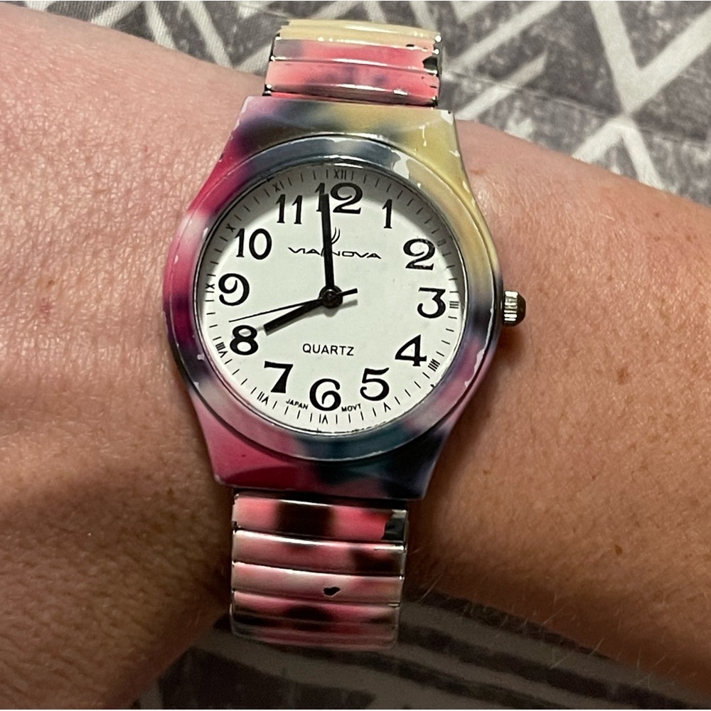 VIA NOVA Fashion Women's Multicolor Watch White Dial Expansion Band Japan